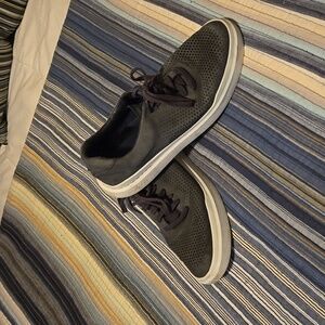 Cole Haan Sneaker